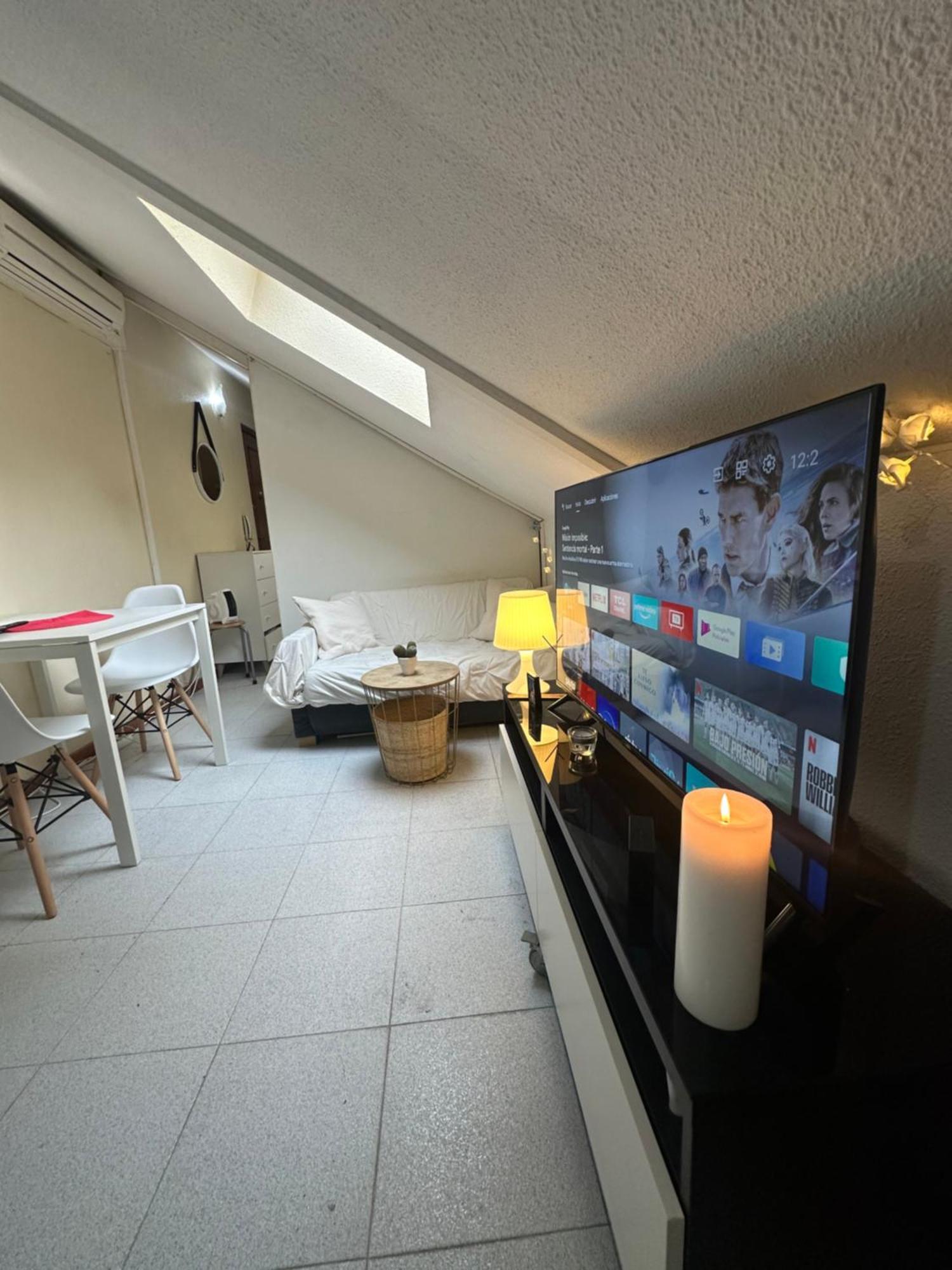 Cozy Apartment In Madrid Center エクステリア 写真